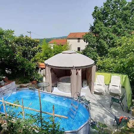 Апартаменты With A Swimming Pool Buzet, Istria - Sredisnja Istra - 21453 *